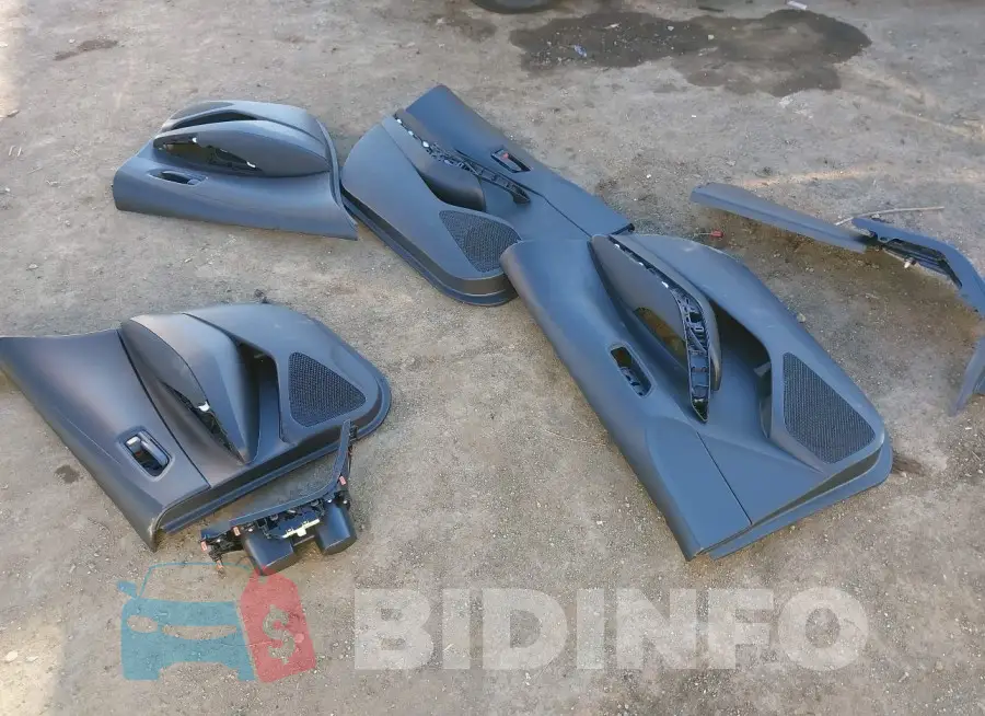 JTDBCMFE0R3067932 Photo# 12