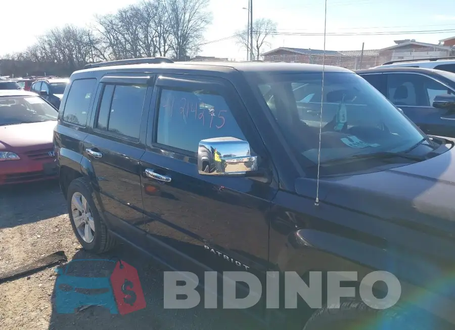 1C4NJPBB8FD241154 Photo# 12
