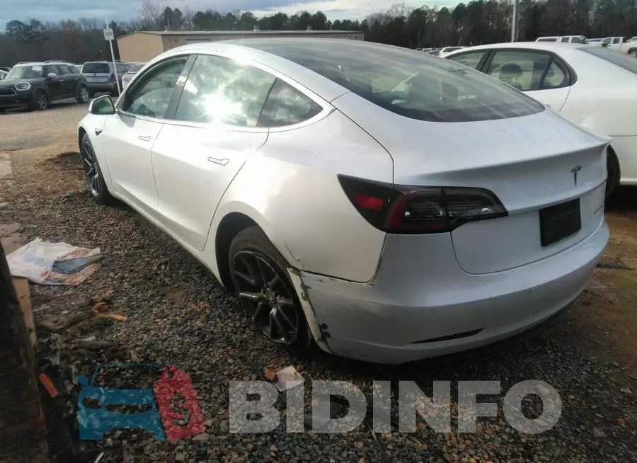 5YJ3E1EB1KF513163 Photo# 3