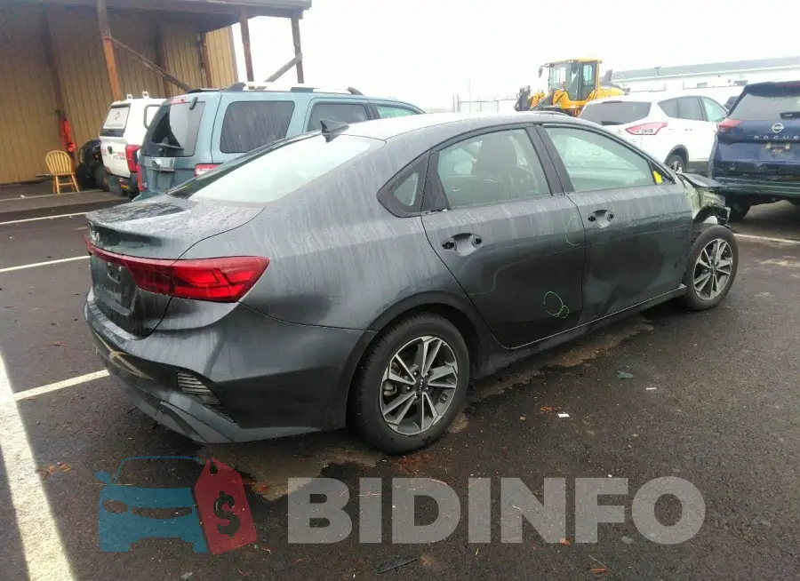 3KPF24AD0PE603853 Photo# 4