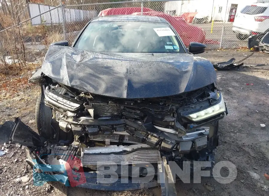 19UUB5F38MA002610 Photo# 6