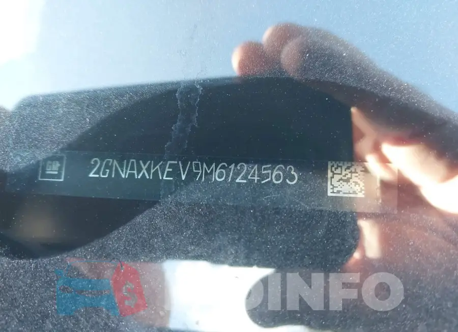 2GNAXKEV9M6124563 Photo# 9