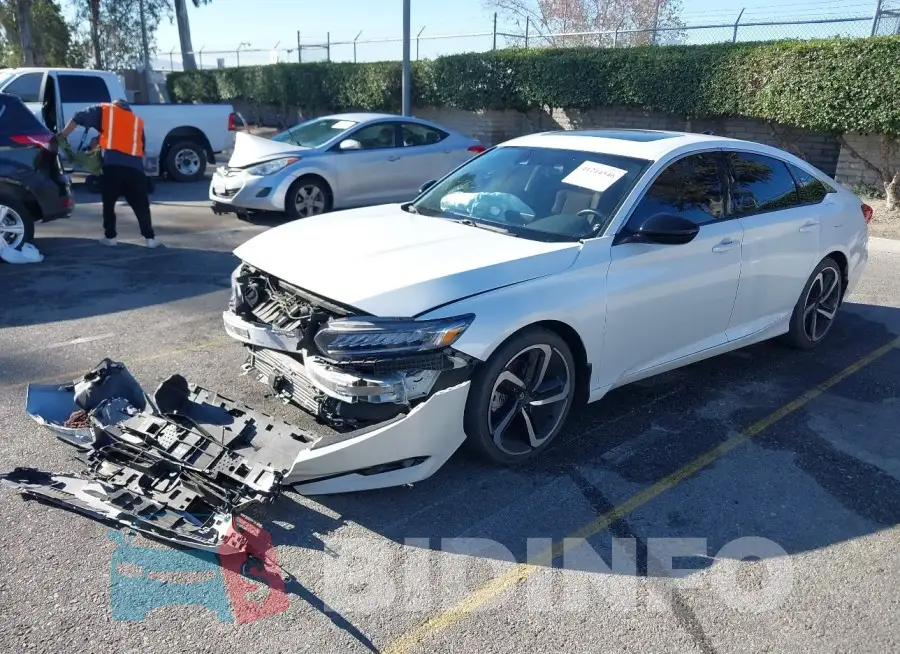 1HGCV2F38NA007714 Photo# 2