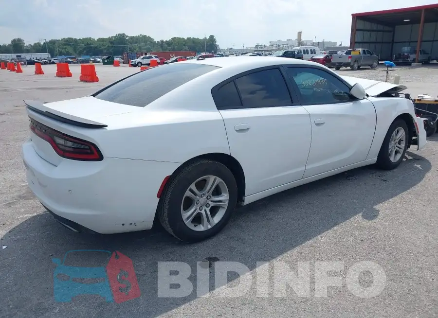 2C3CDXBG5FH790523 Photo# 4