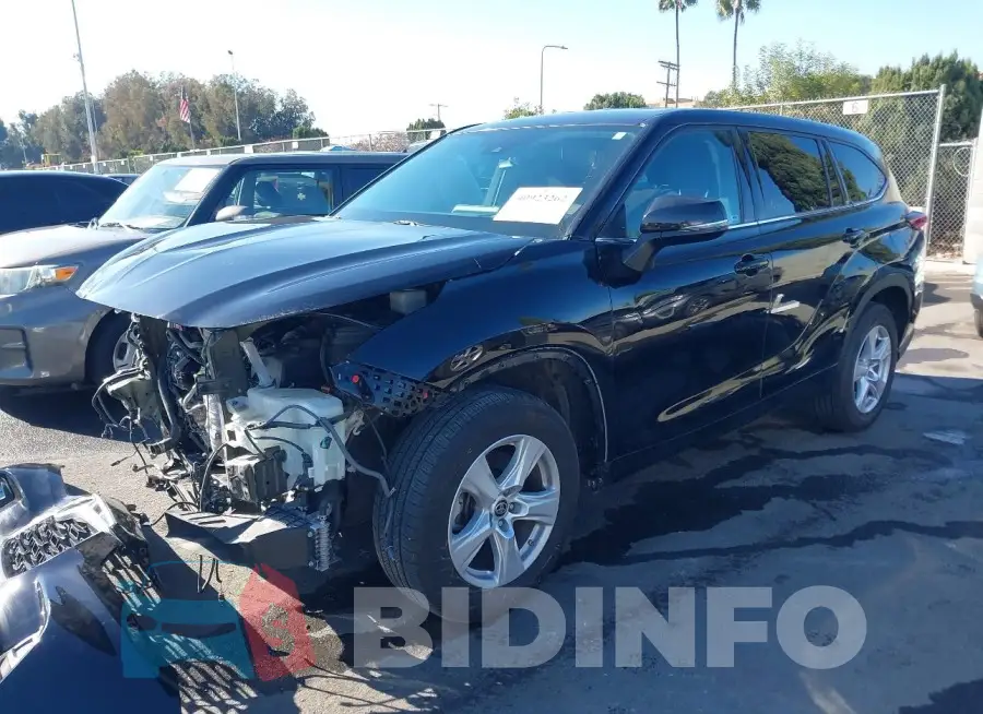 5TDZZRAH6MS515349 Photo# 2