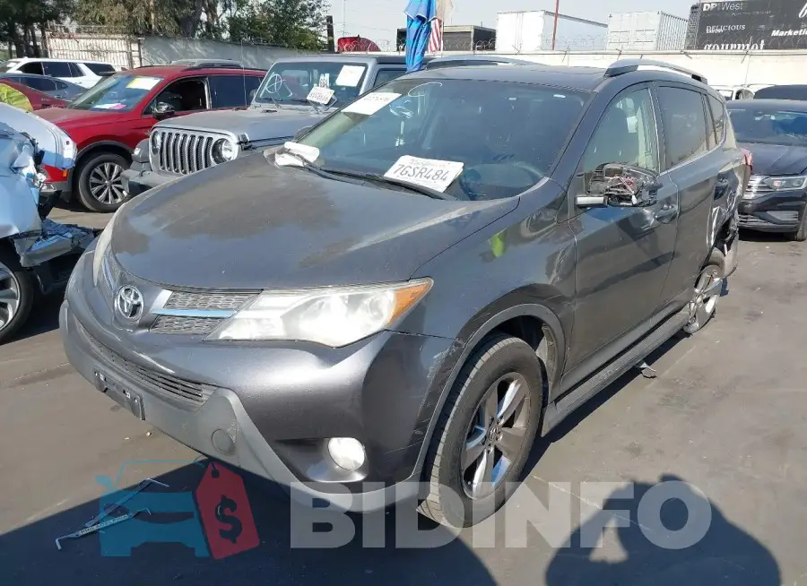 JTMWFREV7FJ028186 Photo# 2