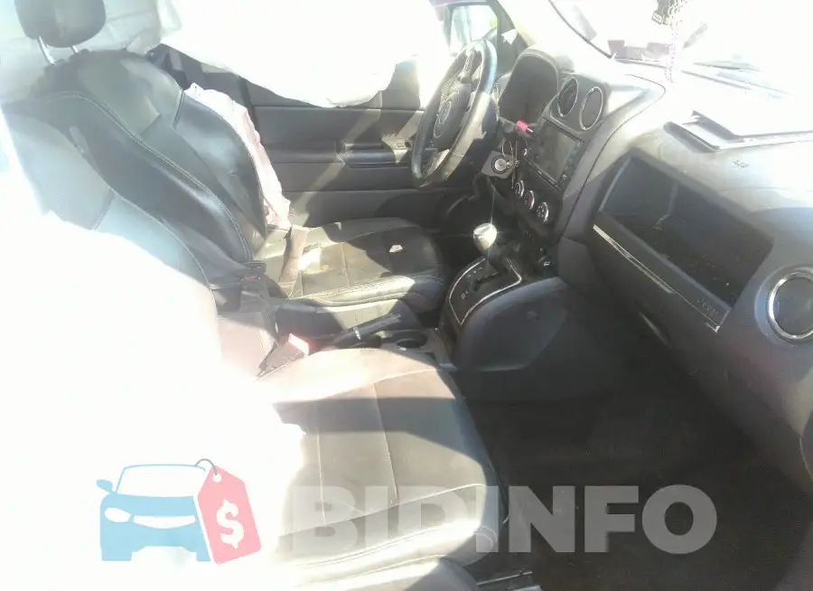 1C4NJPFA1FD368183 Photo# 5