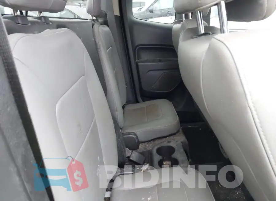1GCHSBE36G1174218 Photo# 8