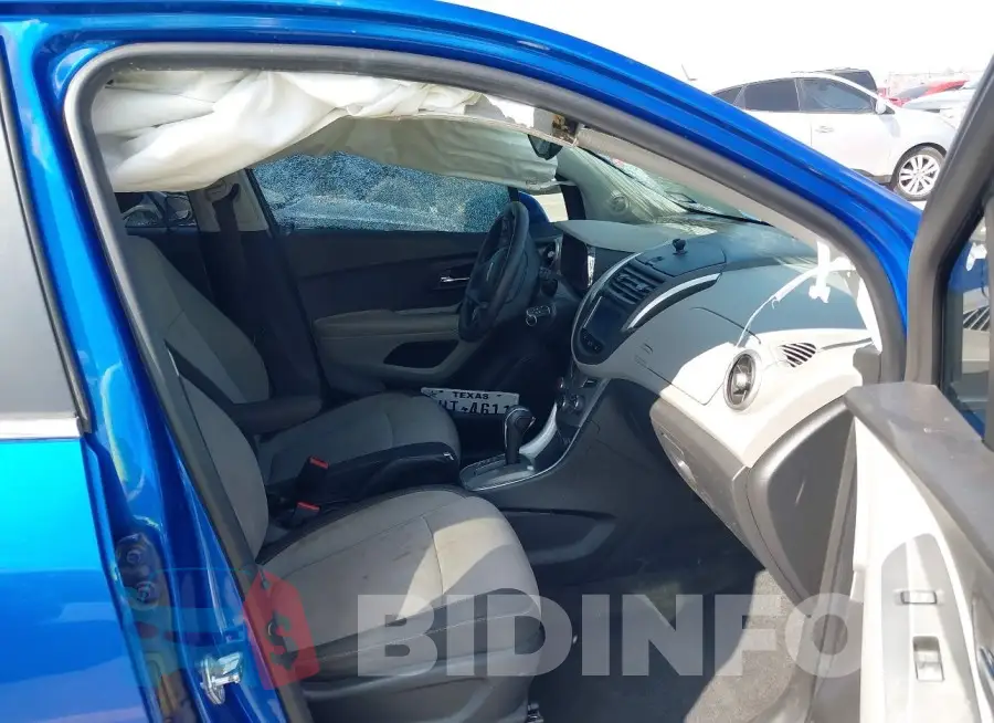 KL7CJLSB4FB262883 Photo# 5