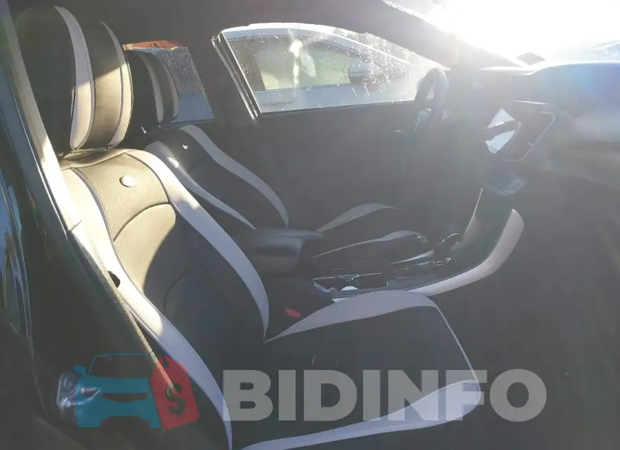 1HGCR2F70FA105077 Photo# 5