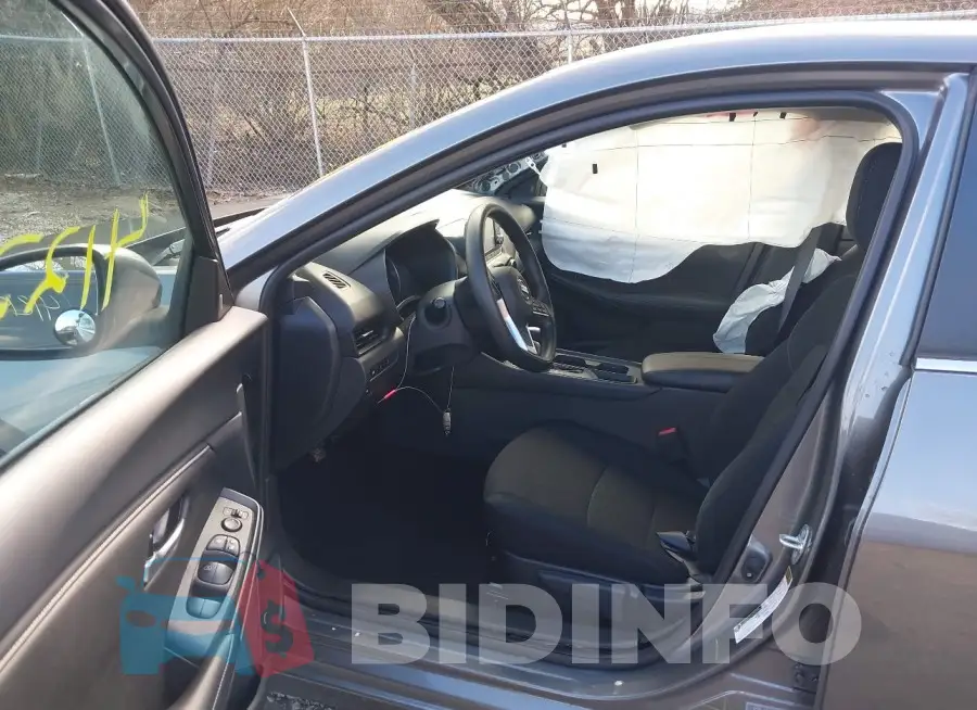 3N1AB8BV3PY323144 Photo# 5