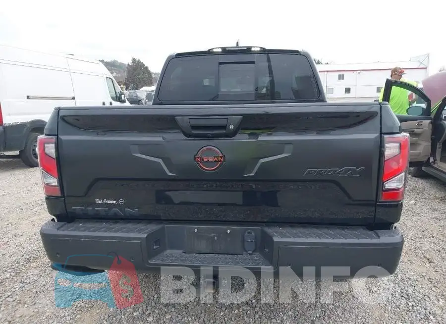 1N6AA1ED5RN100613 Photo# 16