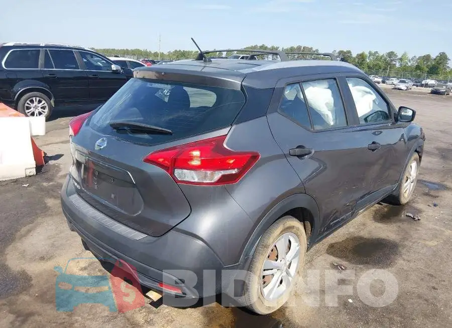 3N1CP5CU3KL517564 Photo# 4