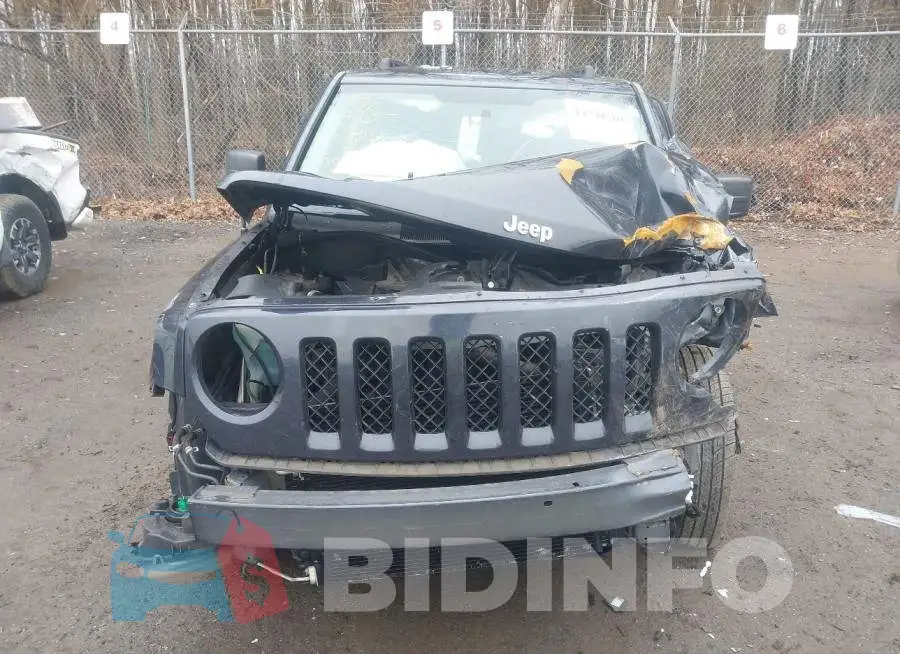 1C4NJPBB1GD584146 Photo# 11