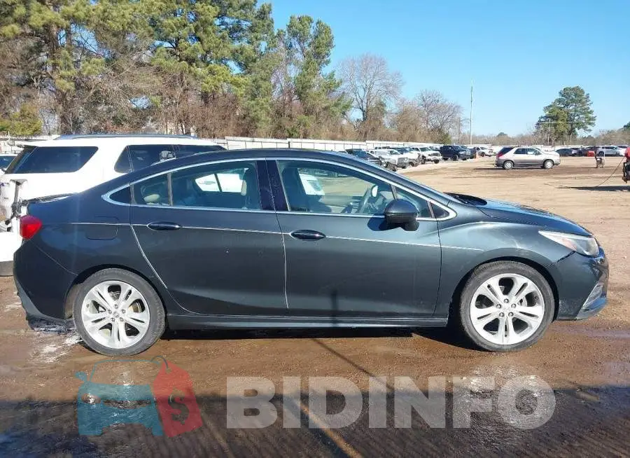 1G1BF5SM2H7167234 Photo# 14