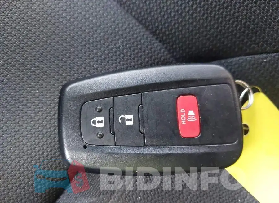 JTND4MBE2M3124616 Photo# 11