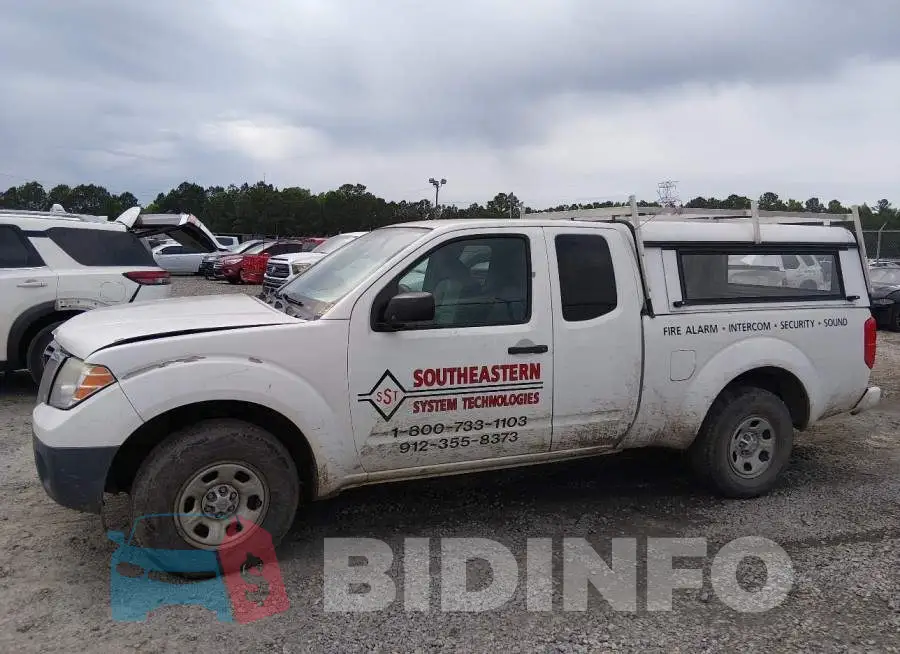 1N6BD0CT7HN743916 Photo# 14
