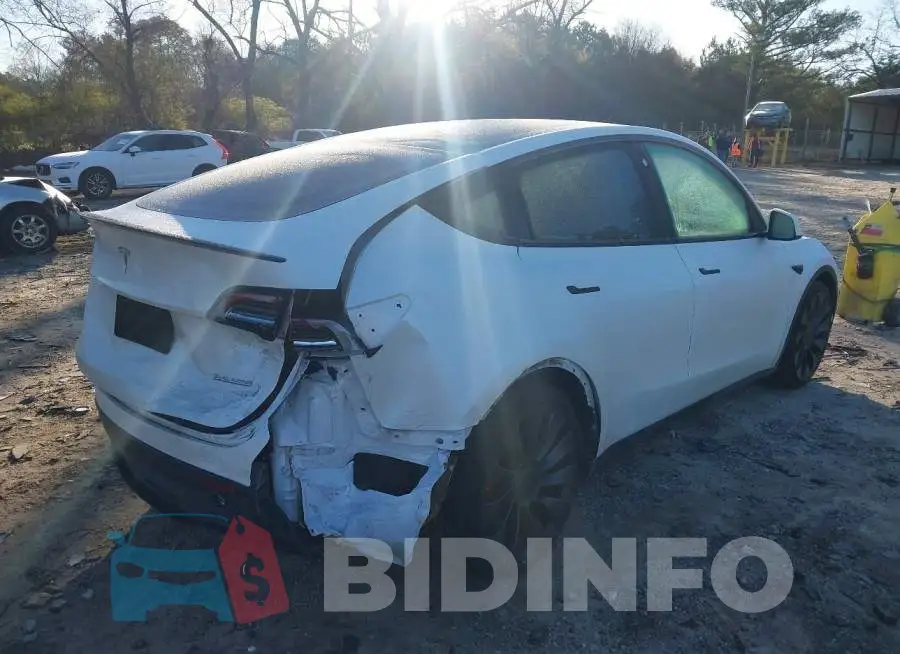 7SAYGDEF4PF701674 Photo# 4
