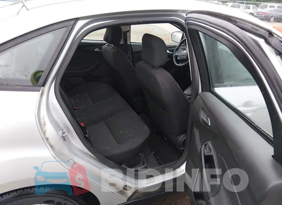 1FADP3F29GL267191 Photo# 8