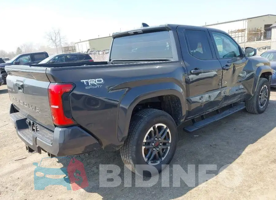 3TMLB5JN6SM100683 Photo# 4