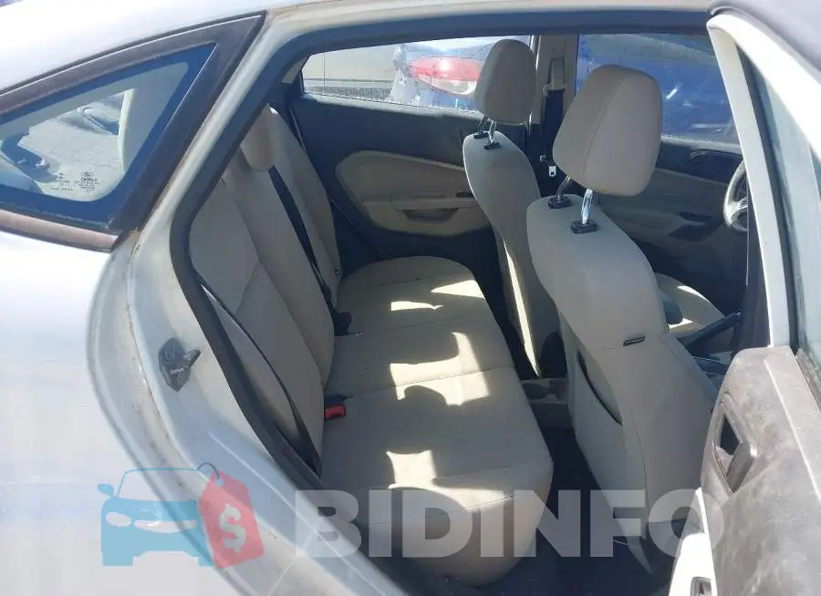 3FADP4BJXKM108965 Photo# 8