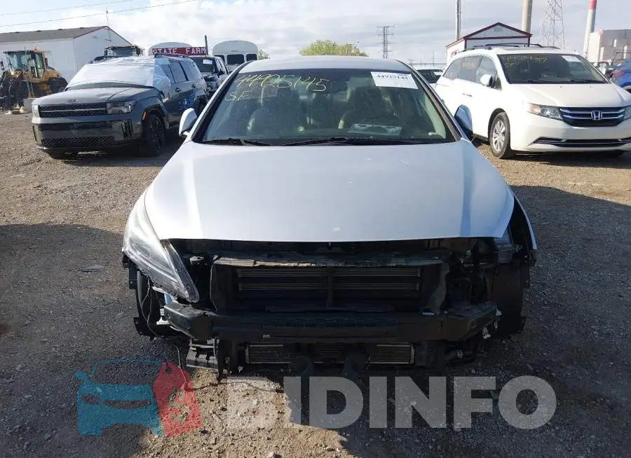 KMHE24L19GA028729 Photo# 12