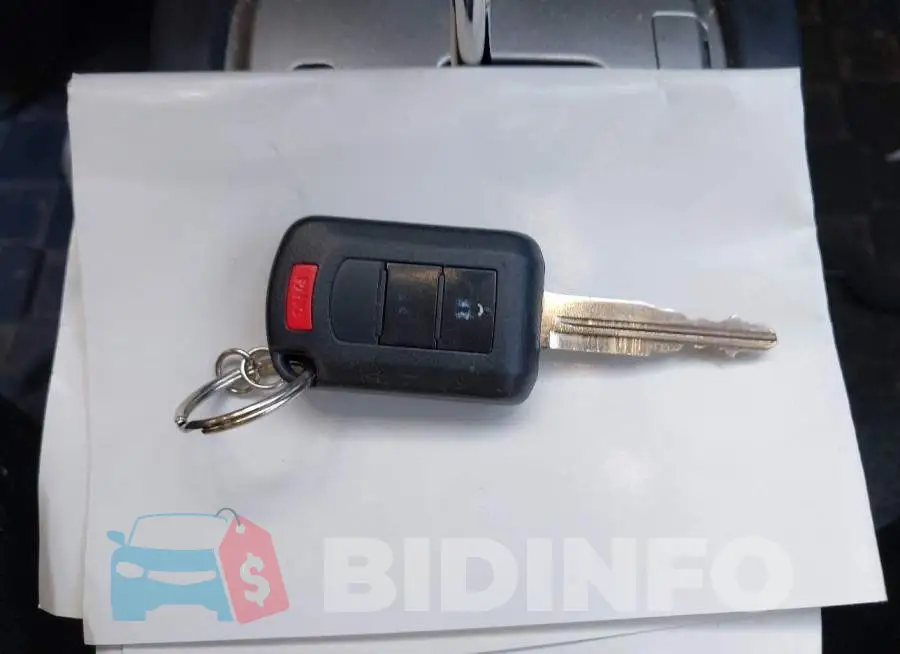 ML32FUFJ3PHF04901 Photo# 11