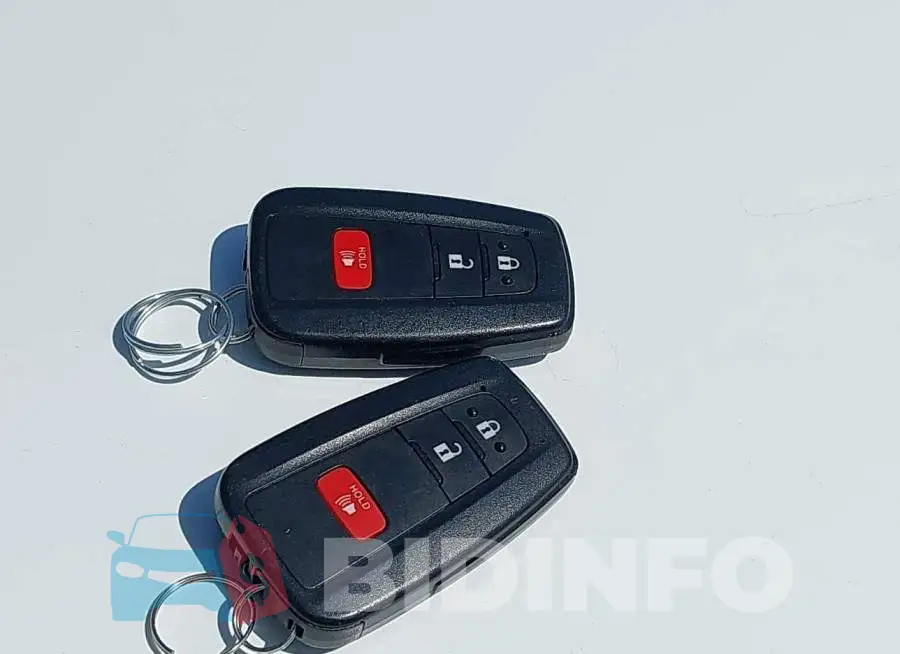 JTMRWRFV5RD228188 Photo# 11