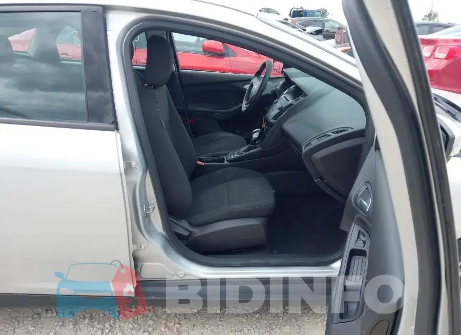 1FADP3F29GL402587 Photo# 5