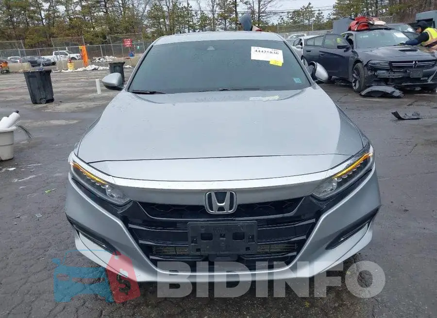 1HGCV1F59JA258442 Photo# 12