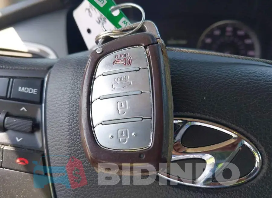 KMHE24L17GA011685 Photo# 11