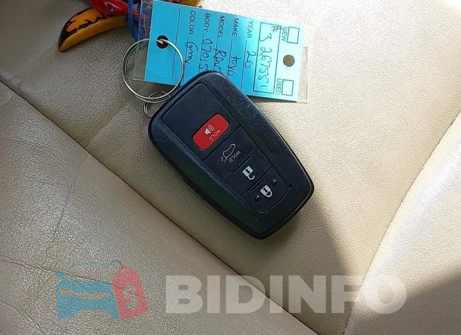 2T3C1RFV7LC070159 Photo# 11