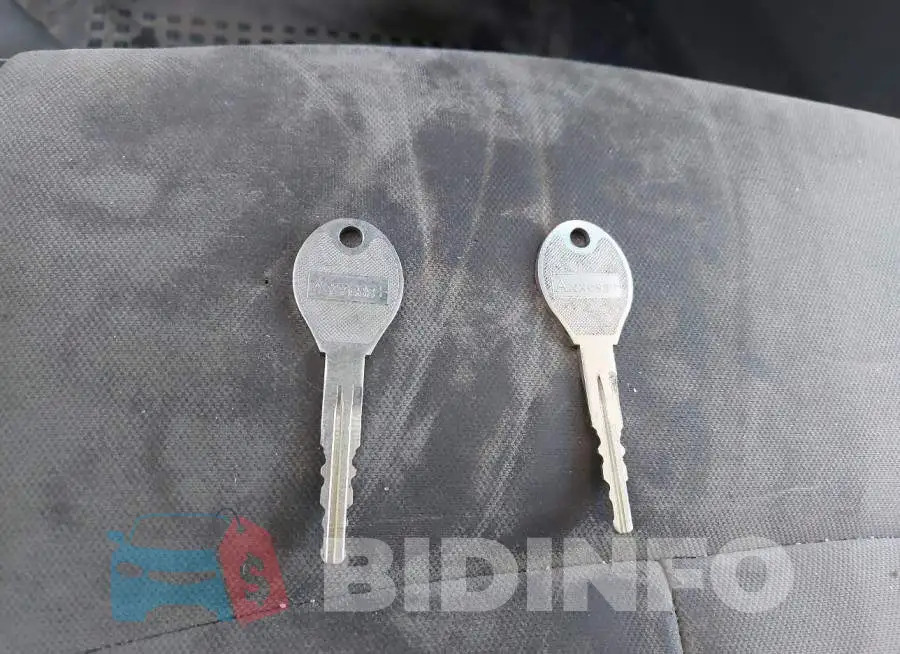 1N6BF0LYXKN810084 Photo# 11