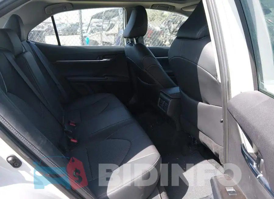 4T1K61AK3RU240318 Photo# 8