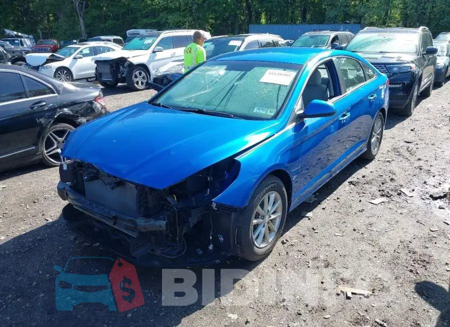 5NPE24AF9KH755082 Photo# 2