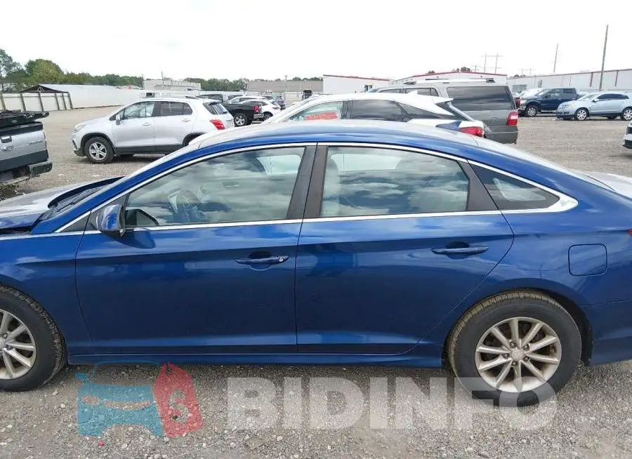 5NPE24AF5KH762921 Photo# 14