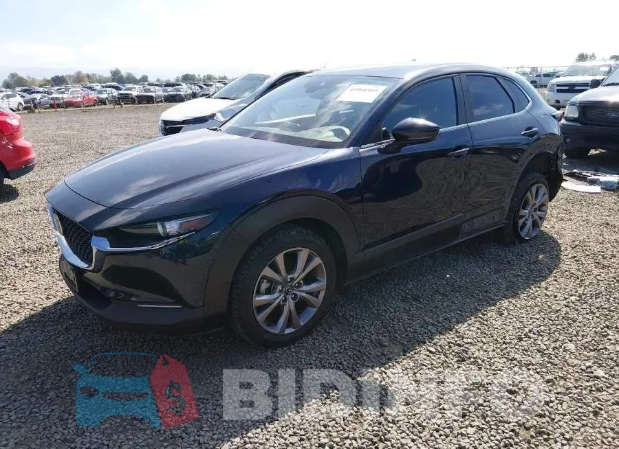 3MVDMBBL3MM247975 Photo# 2