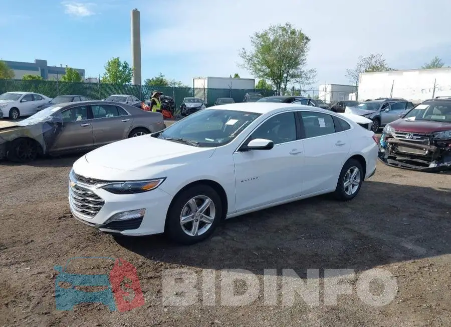 1G1ZD5ST2RF132888 Photo# 2