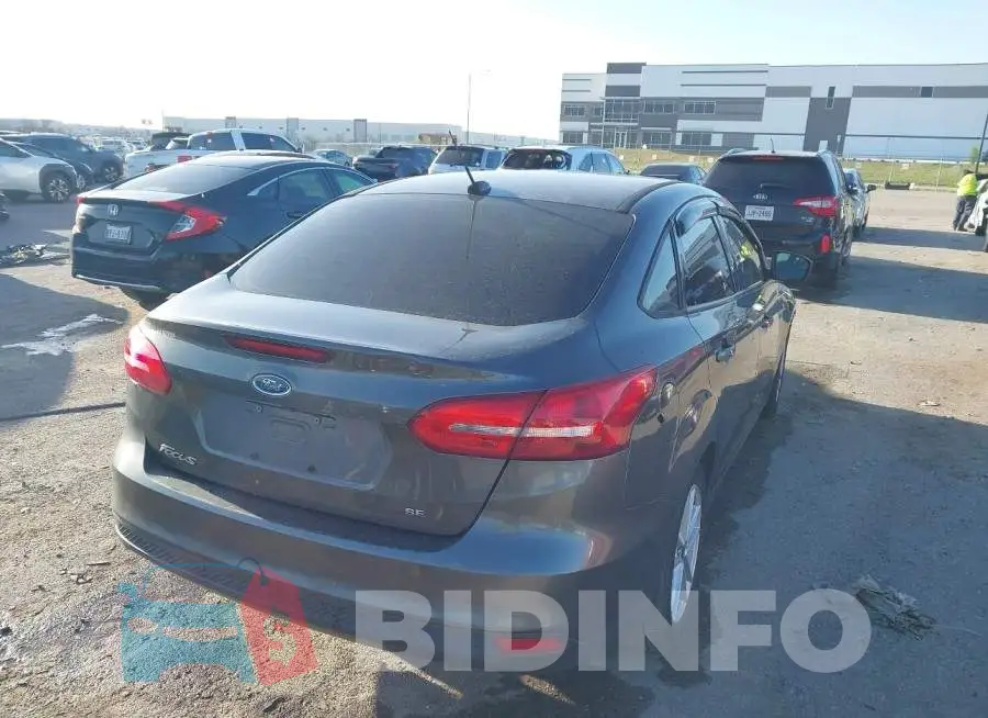 1FADP3F21JL328475 Photo# 4