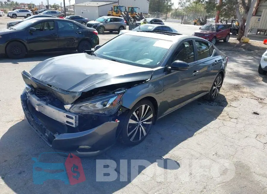 1N4BL4CV6KN314732 Photo# 2