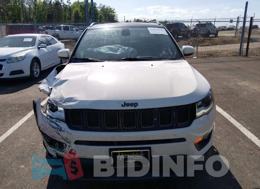 3C4NJDCB9LT209008 Photo# 12
