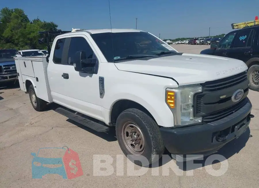 1FD7X2A68HEC33272 Photo# 1
