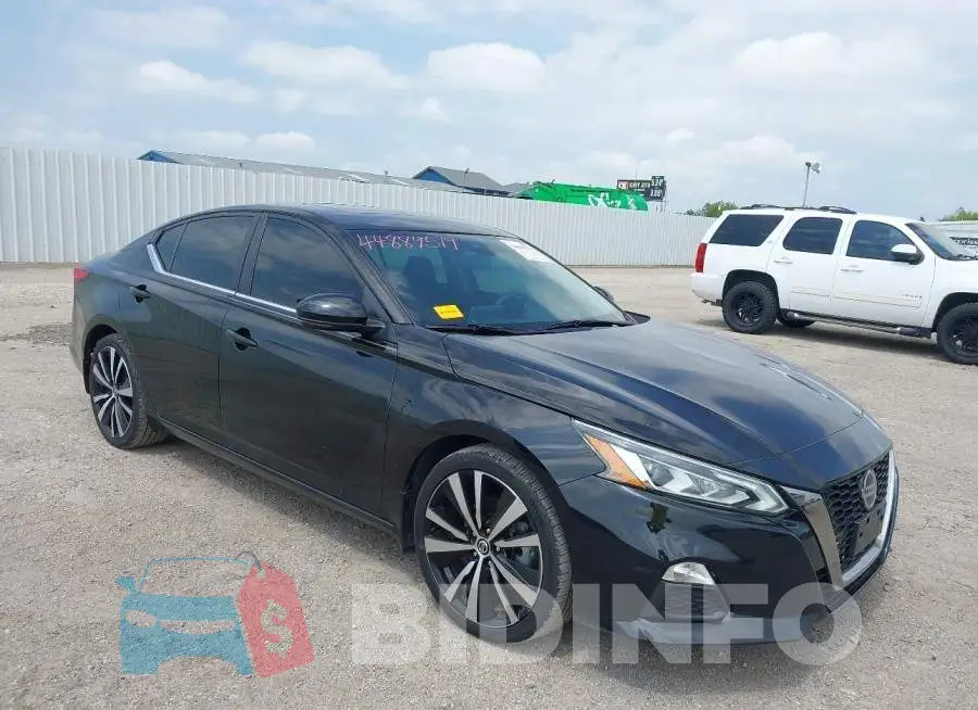 1N4BL4CV4MN381624 Photo# 1