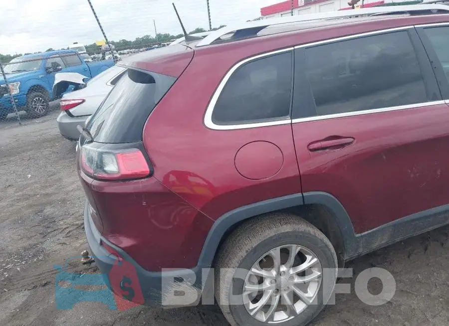 1C4PJLCB8KD286105 Photo# 20