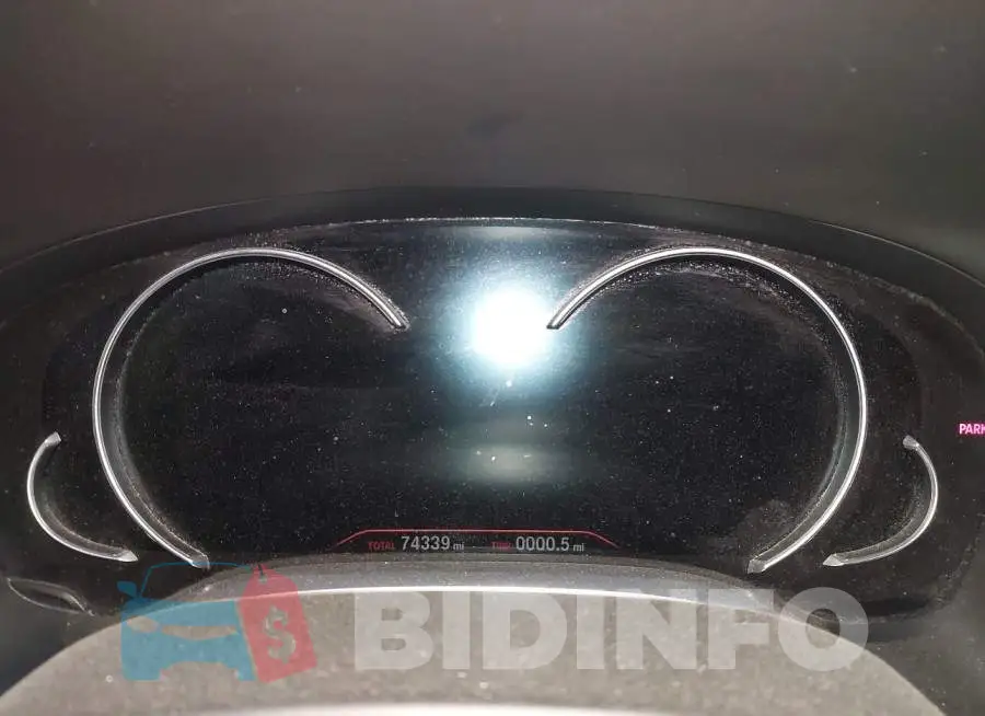 WBA7F2C52GG420972 Photo# 7