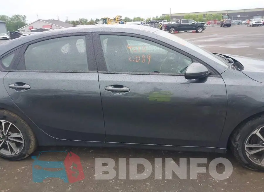 3KPF24AD0PE562057 Photo# 13