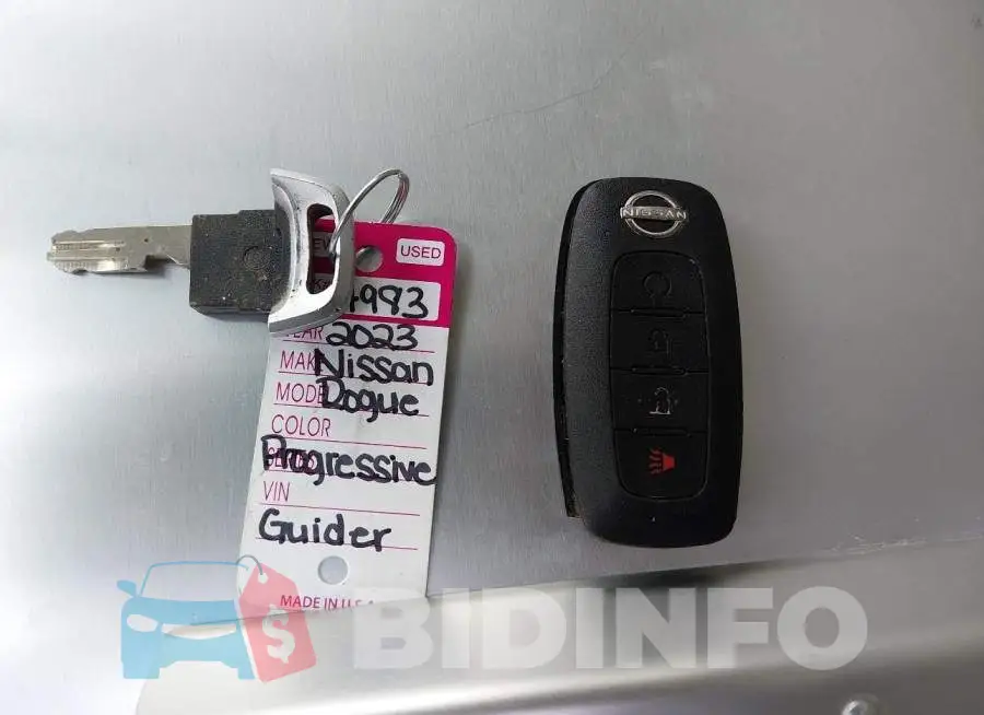 5N1BT3BA2PC767506 Photo# 11