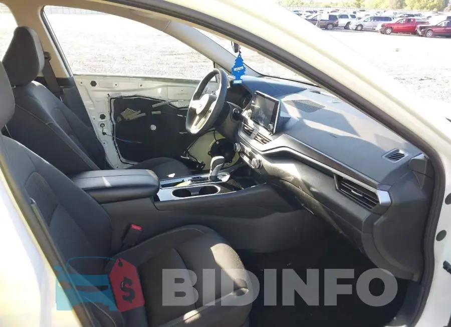 1N4BL4DV5RN300037 Photo# 5