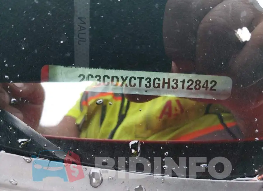 2C3CDXCT3GH312842 Photo# 18