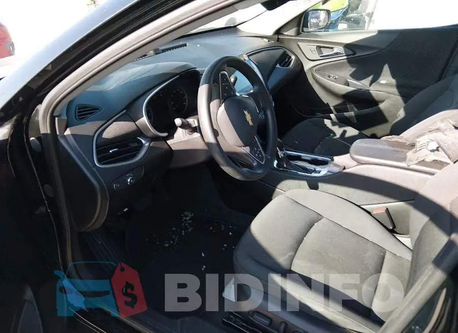1G1ZD5ST0SF144561 Photo# 5